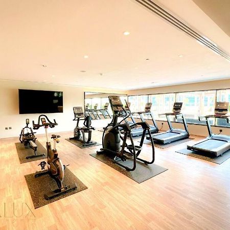 Lovely Big Studio W/ Burj Khalifa View In Downtown Dubai Dış mekan fotoğraf