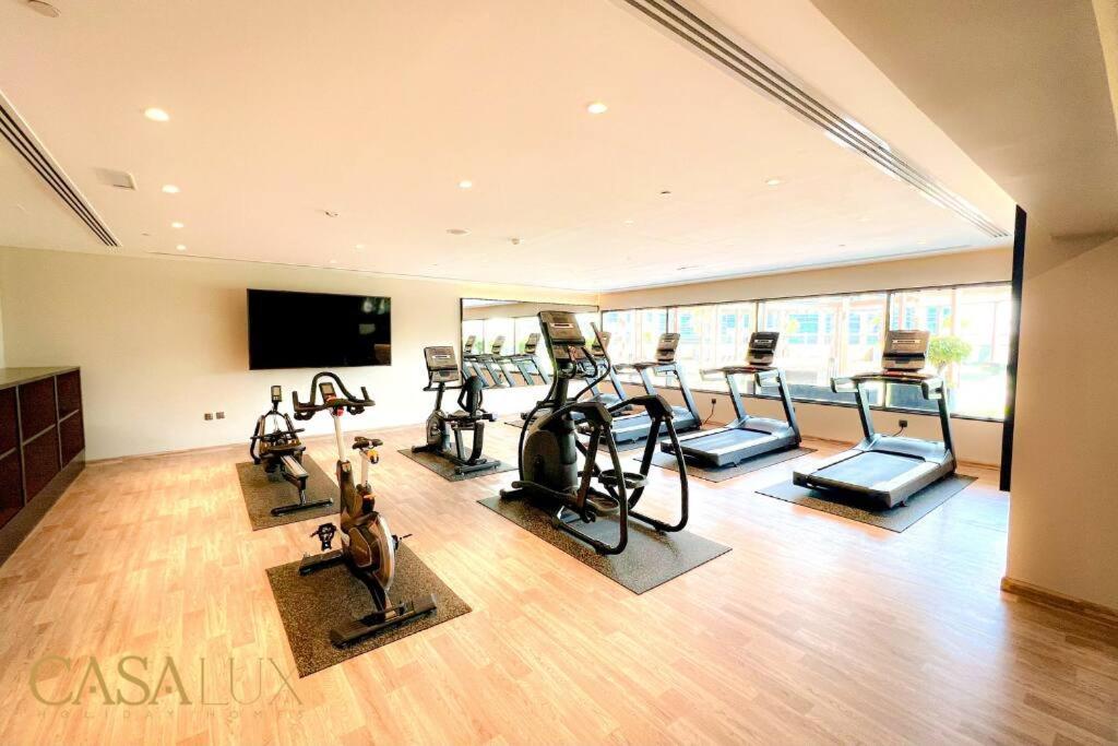 Lovely Big Studio W/ Burj Khalifa View In Downtown Dubai Dış mekan fotoğraf